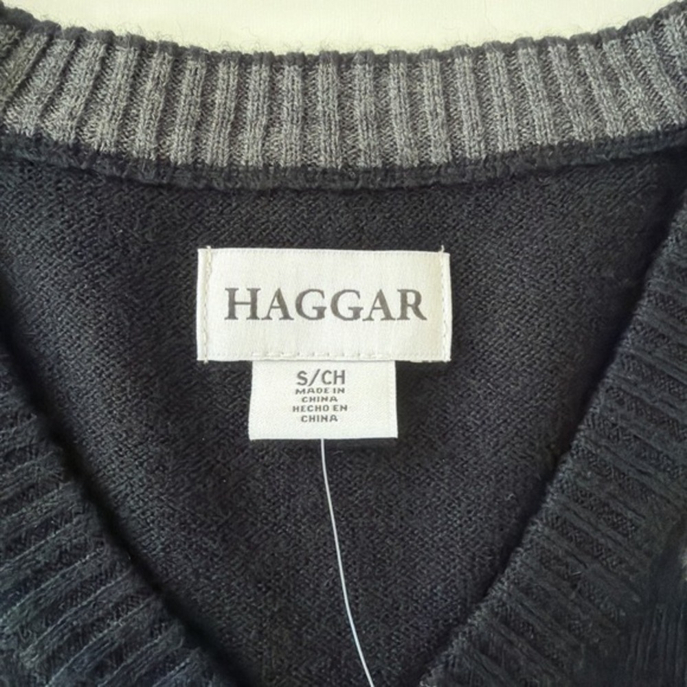 Haggar Men's Argyle Sweater S NWT 75.00. 762 - Picture 2 of 13